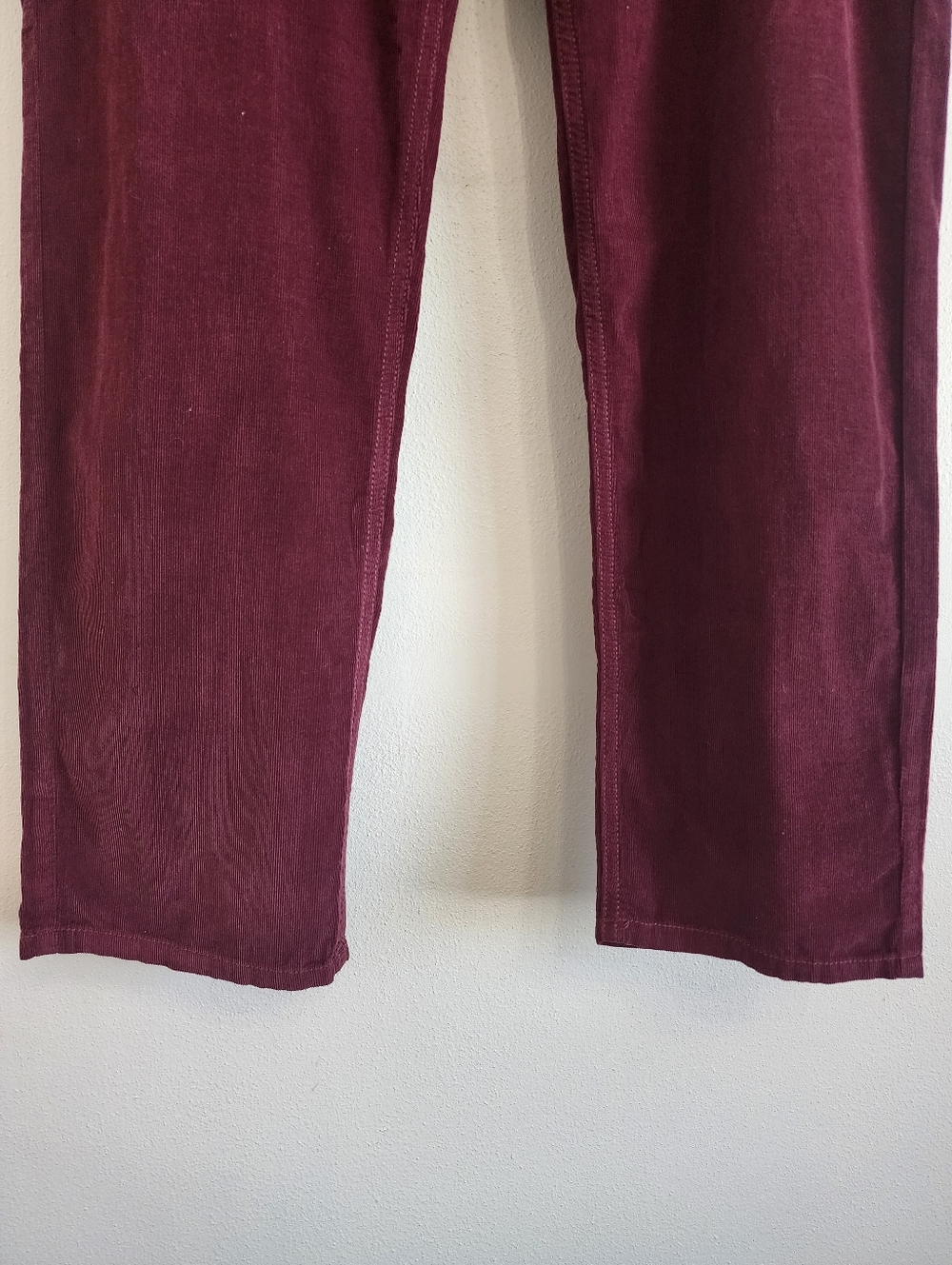 American Eagle Baggy Mom Corduroy Pant NWT High Rise Burgundy Size 8 - Picture 3 of 11